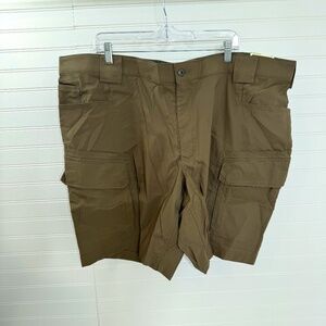 NEW Duluth Trading Co. Men's Cargo Shorts Size 46